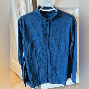 Nice shirt , like new